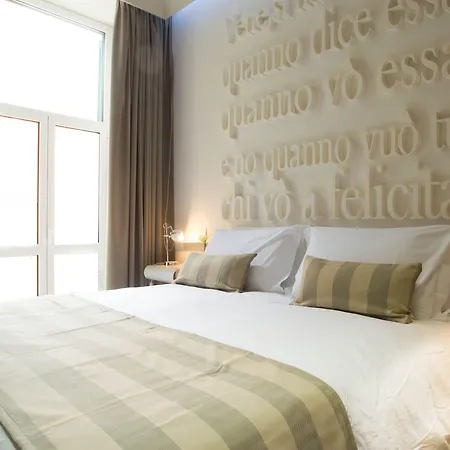 Отель Santa Brigida 4*
