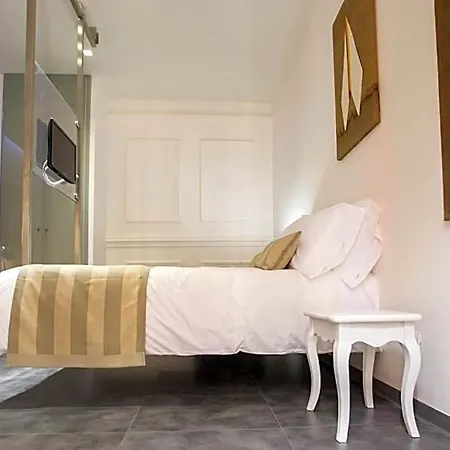 Hotel Santa Brigida 4*