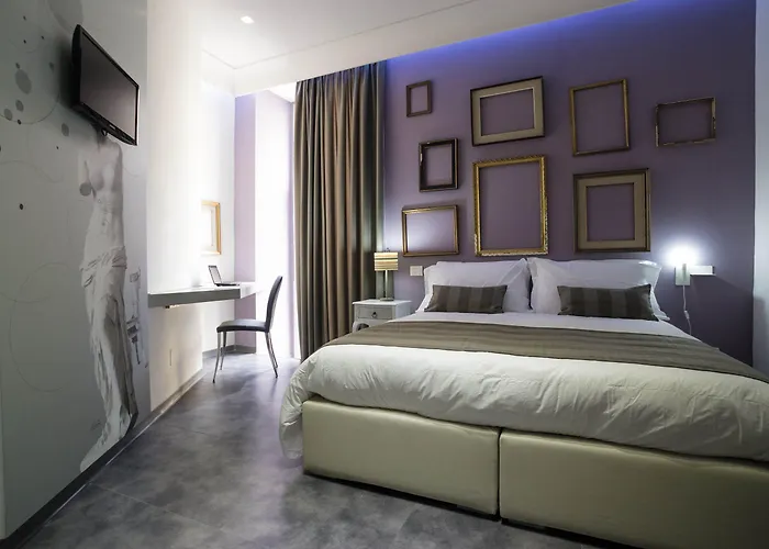 Отель Santa Brigida Неаполь