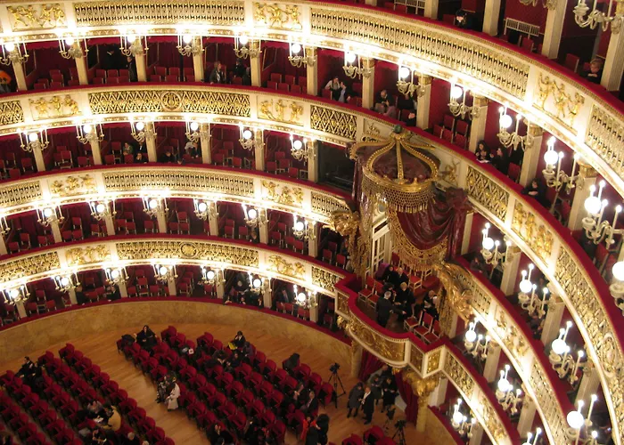 Отель Santa Brigida